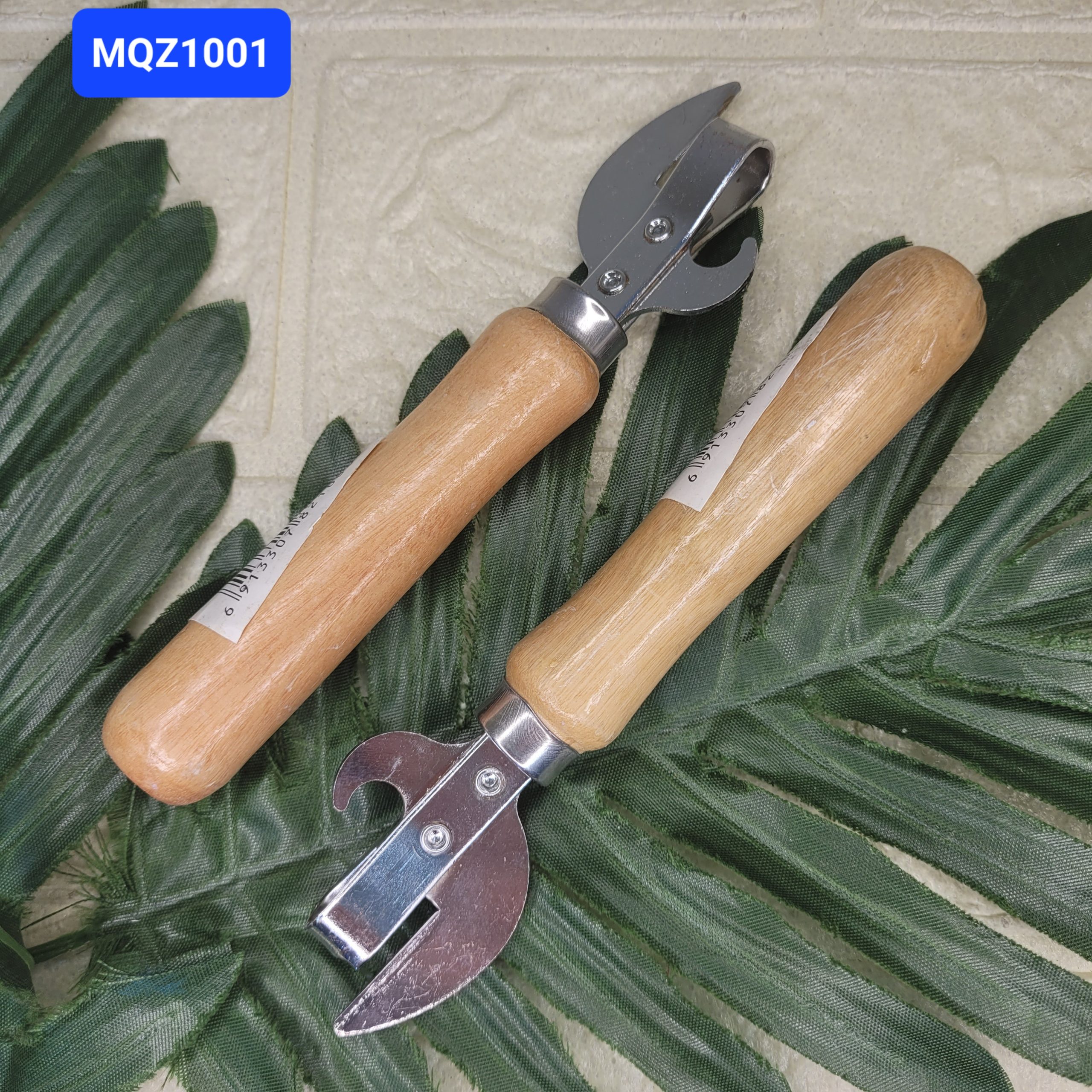 Открывашка для банок деревянная ручка. Арт. MQZ1001