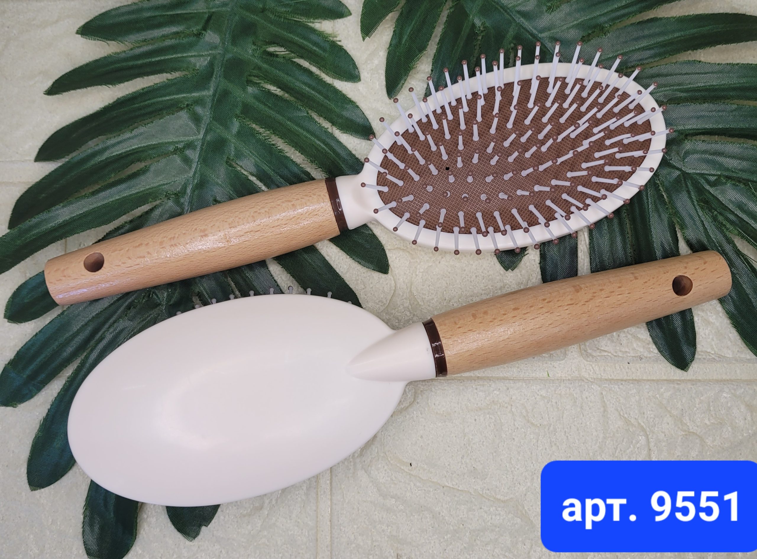 Расчёска массажная Brushes. Арт. 9551