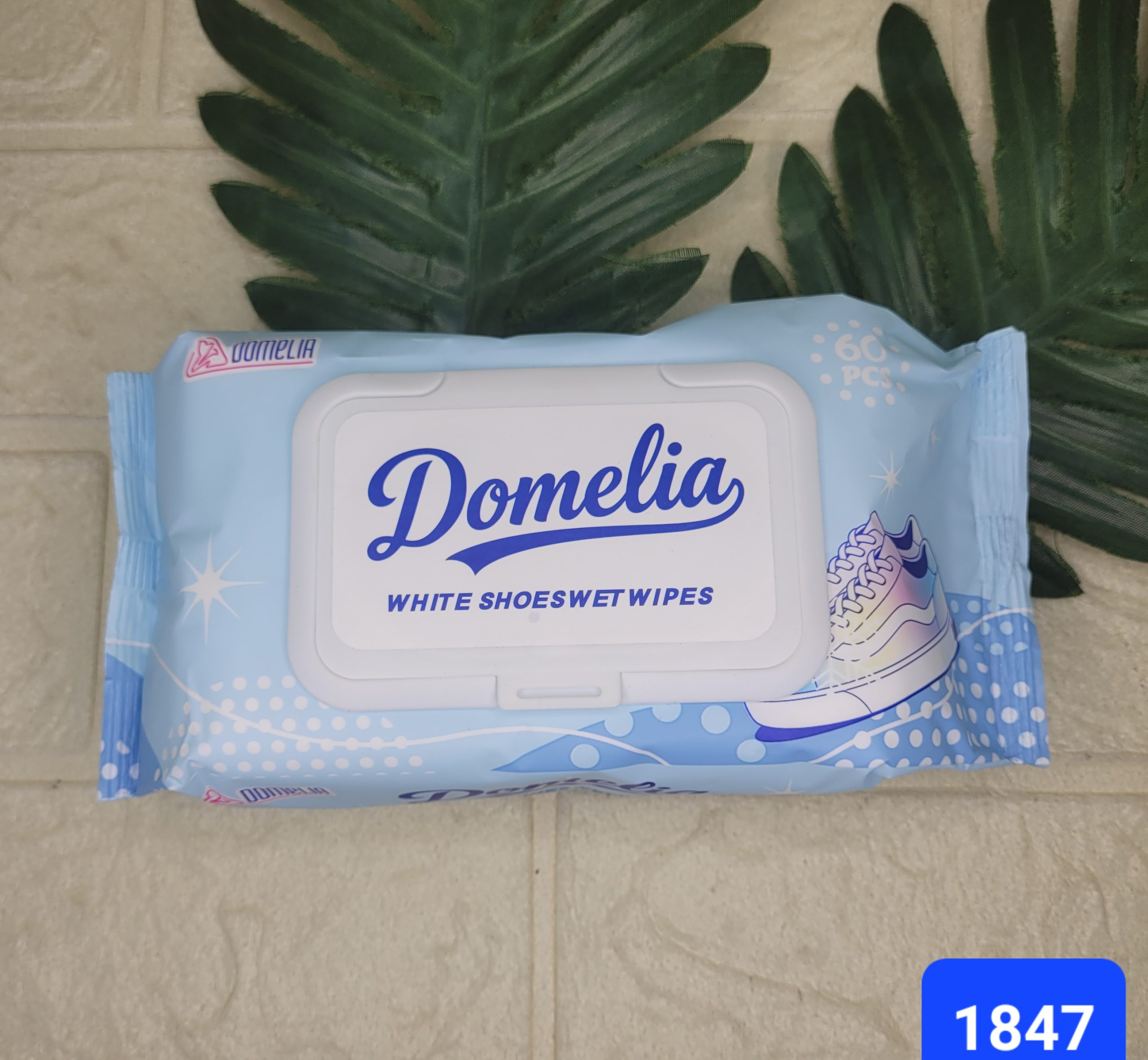 Салфетки влажные д/обуви Domelia 60 шт Арт. DM1847