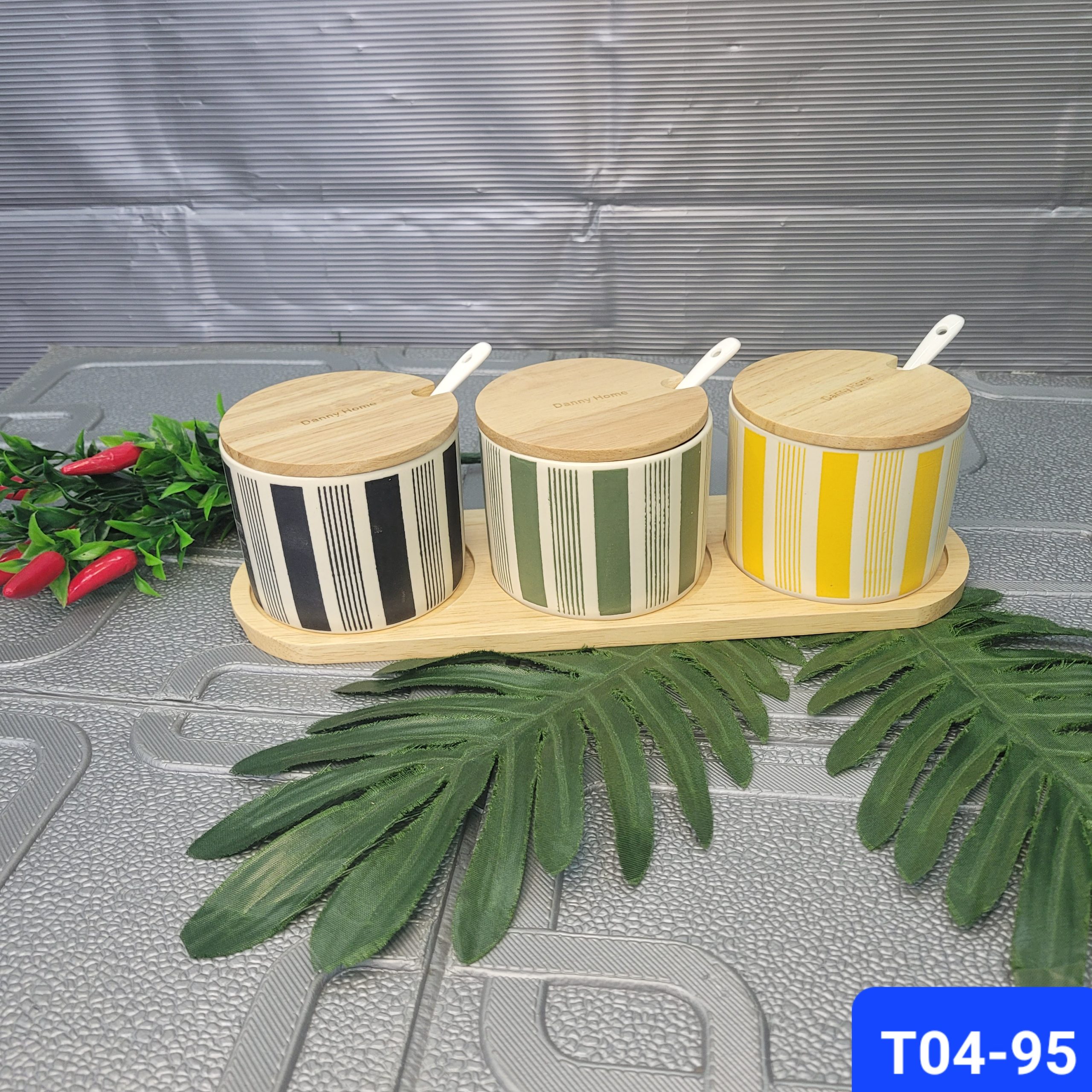 Банки д/сыпучих продуктов 3 шт.+подставка Арт. T04-95