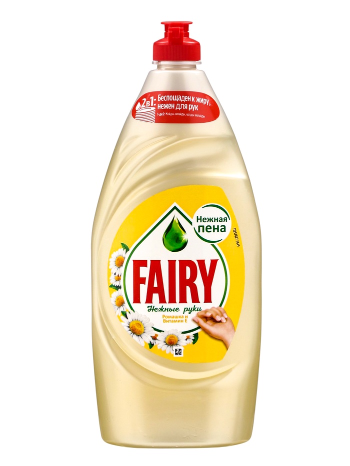 FAIRY Средство для мытья посуды Нежные руки Чайное дерево Ромашка и витамин Е 900мл
