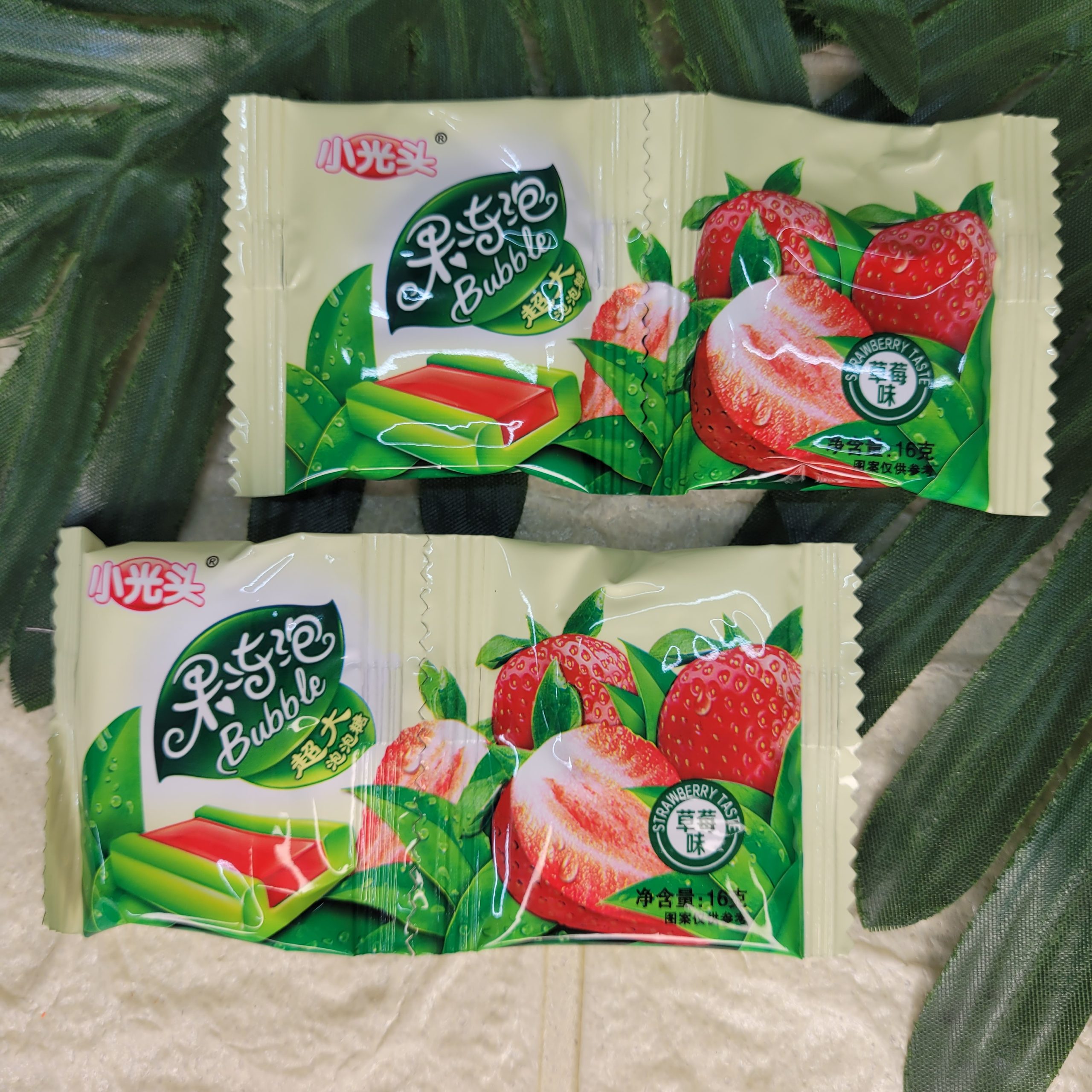 Резинка жевательная, клубника 1 шт. 8г.